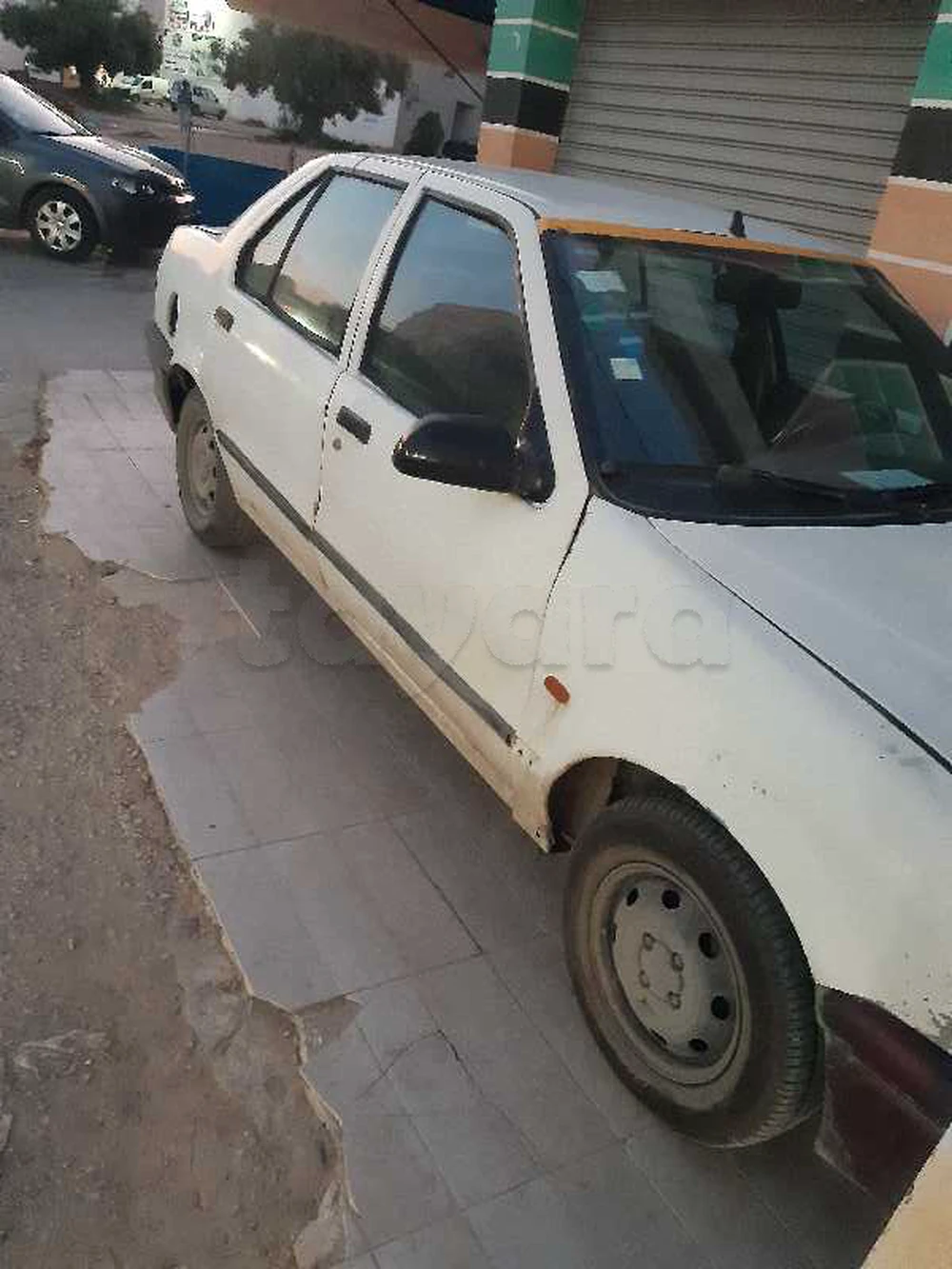 Renault 19
