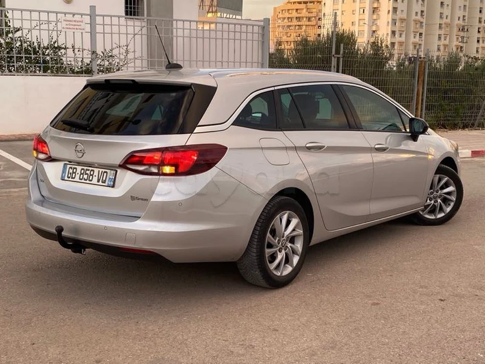 Carte voiture Opel Astra