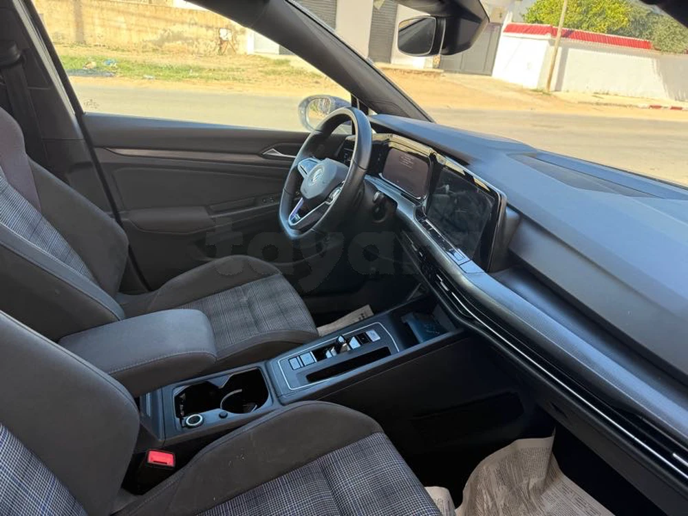 Carte voiture Volkswagen Golf 8