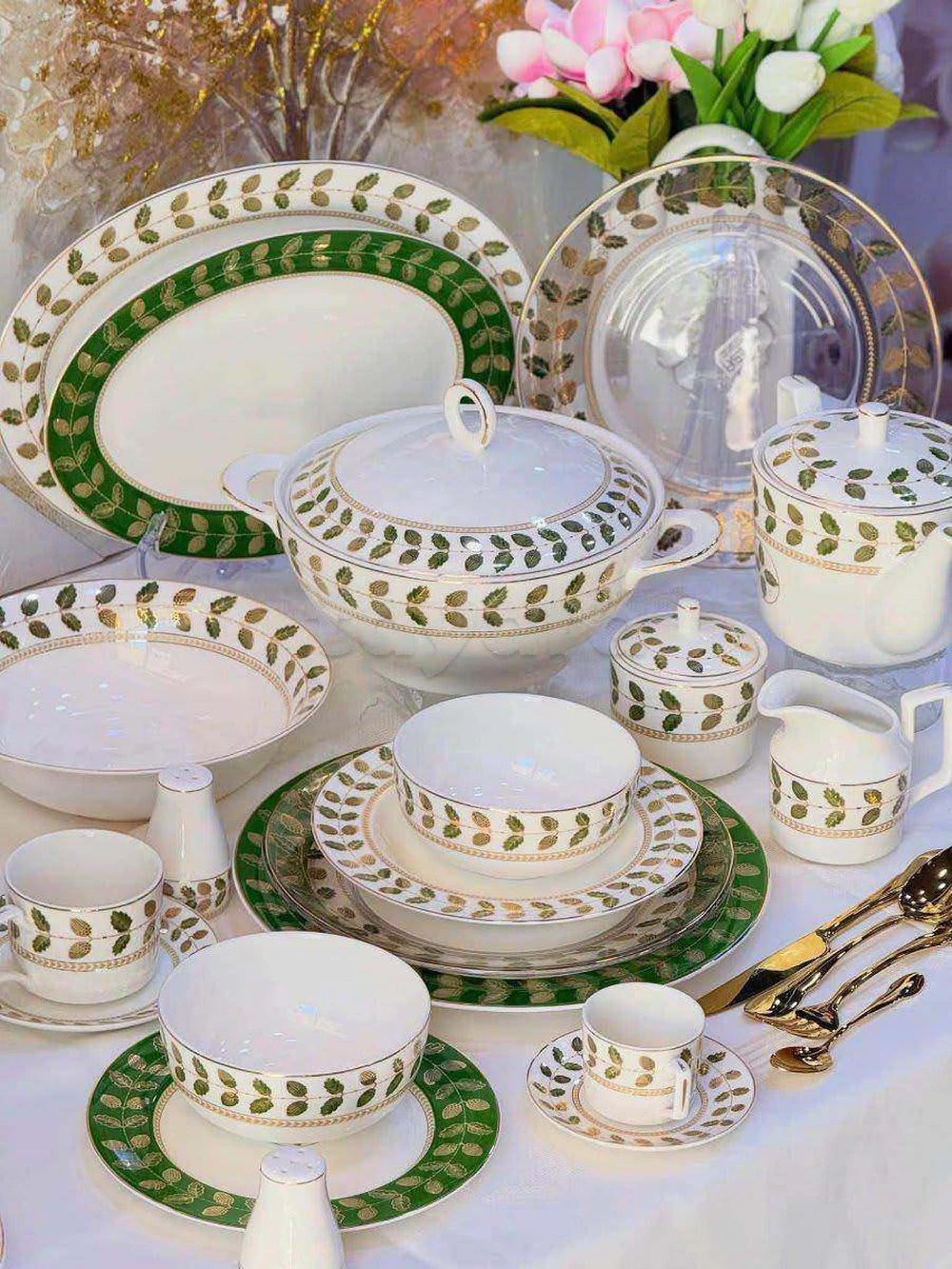 Vaisselle de table en porcelaine élégante