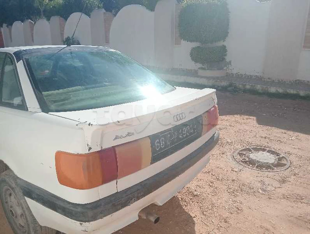 Audi 80