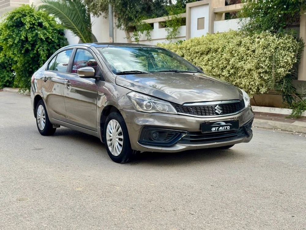 Carte voiture Suzuki Swift