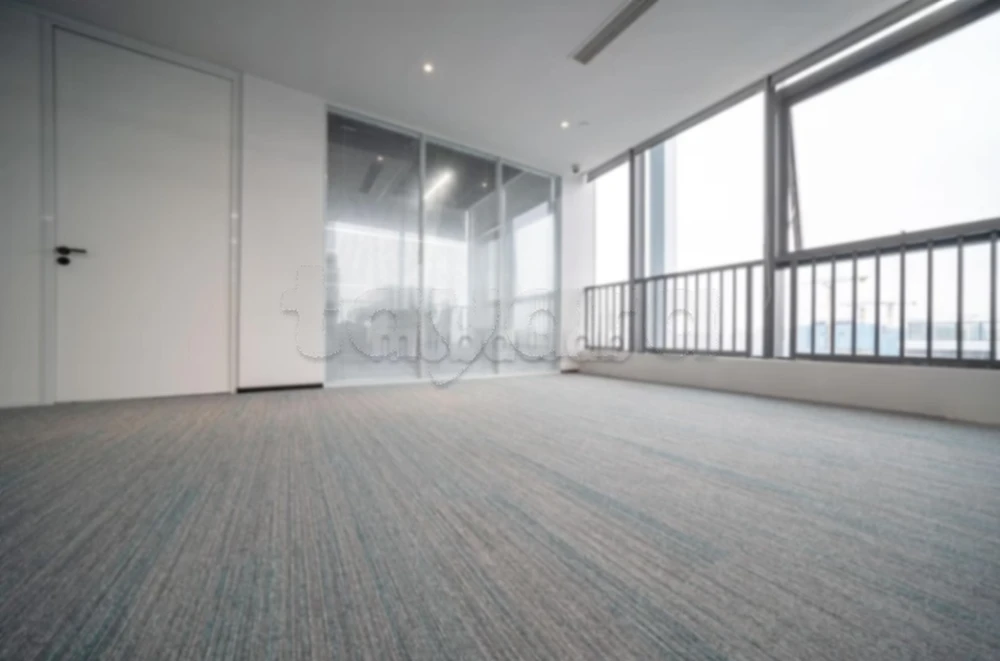 A louer plateau 1400 m² open space Charguia 1