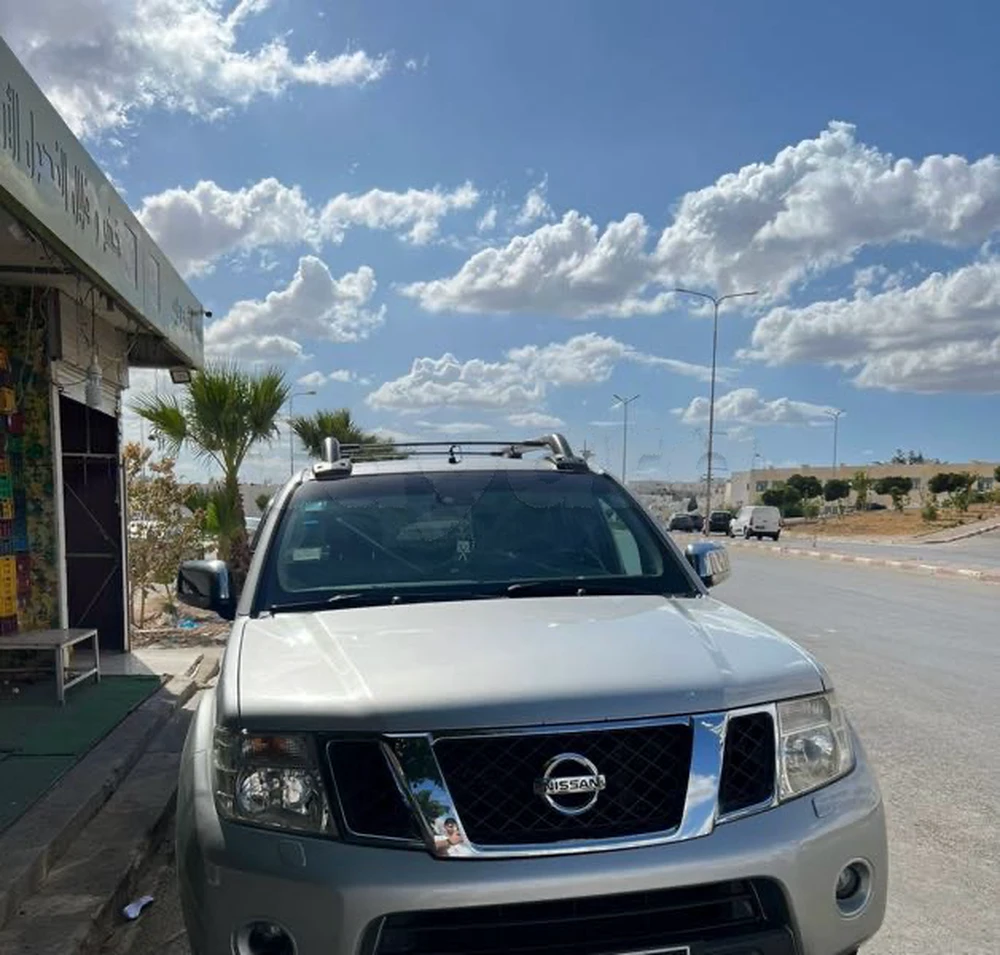 Carte voiture Nissan Navara