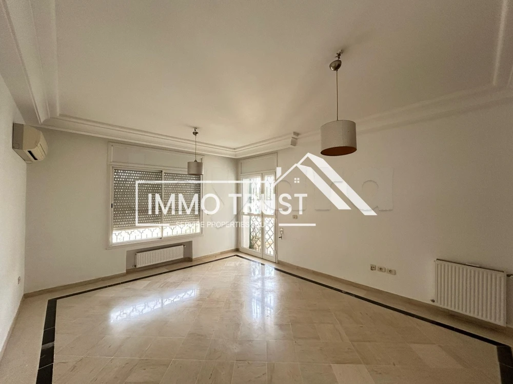 3-soban stan, 130 m²