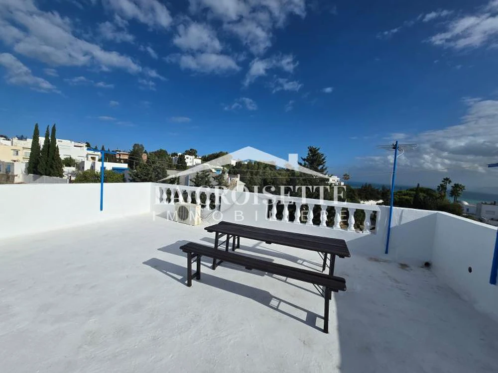 Etage de villa S+2 meublé à louer à Carthage Amilcar ZEL0563