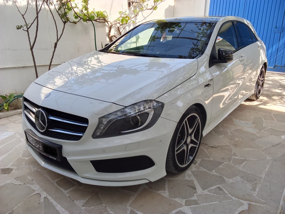 Carte voiture Mercedes-Benz Classe A