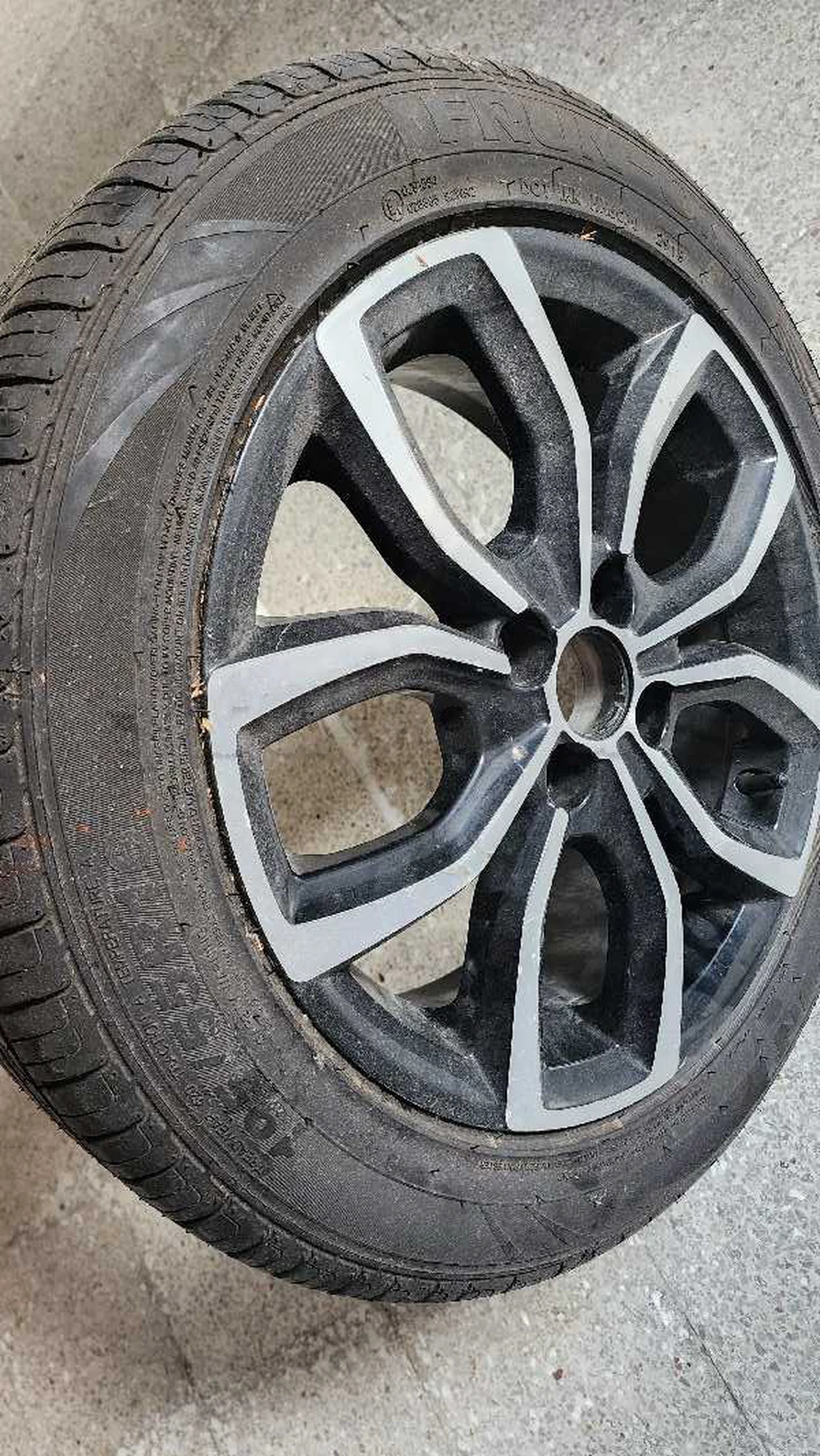 1 jante clio 4 neuf