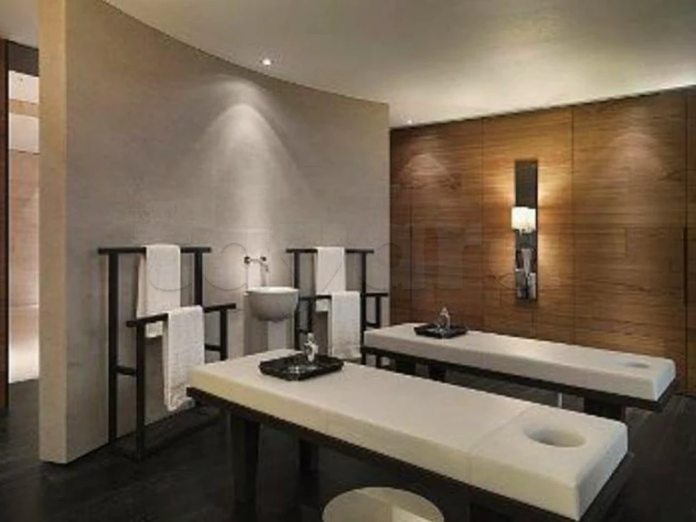 ambiance tamisée, huiles apaisantes 28 635 347