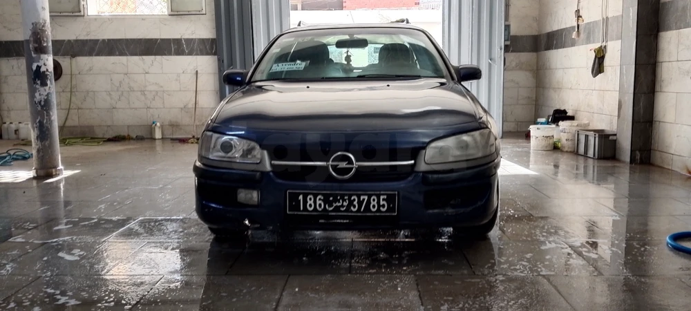 Carte voiture Opel Omega