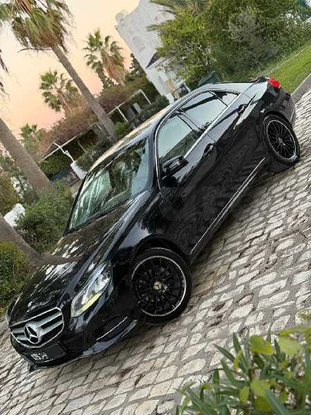 Carte voiture Mercedes-Benz Classe E
