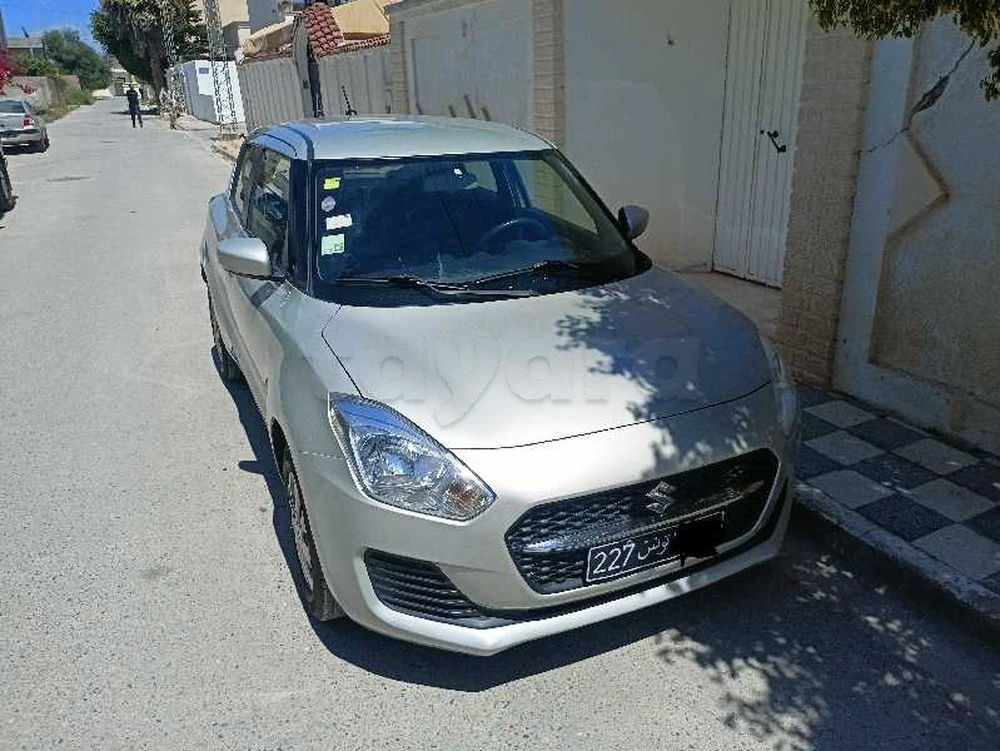Carte voiture Suzuki Swift