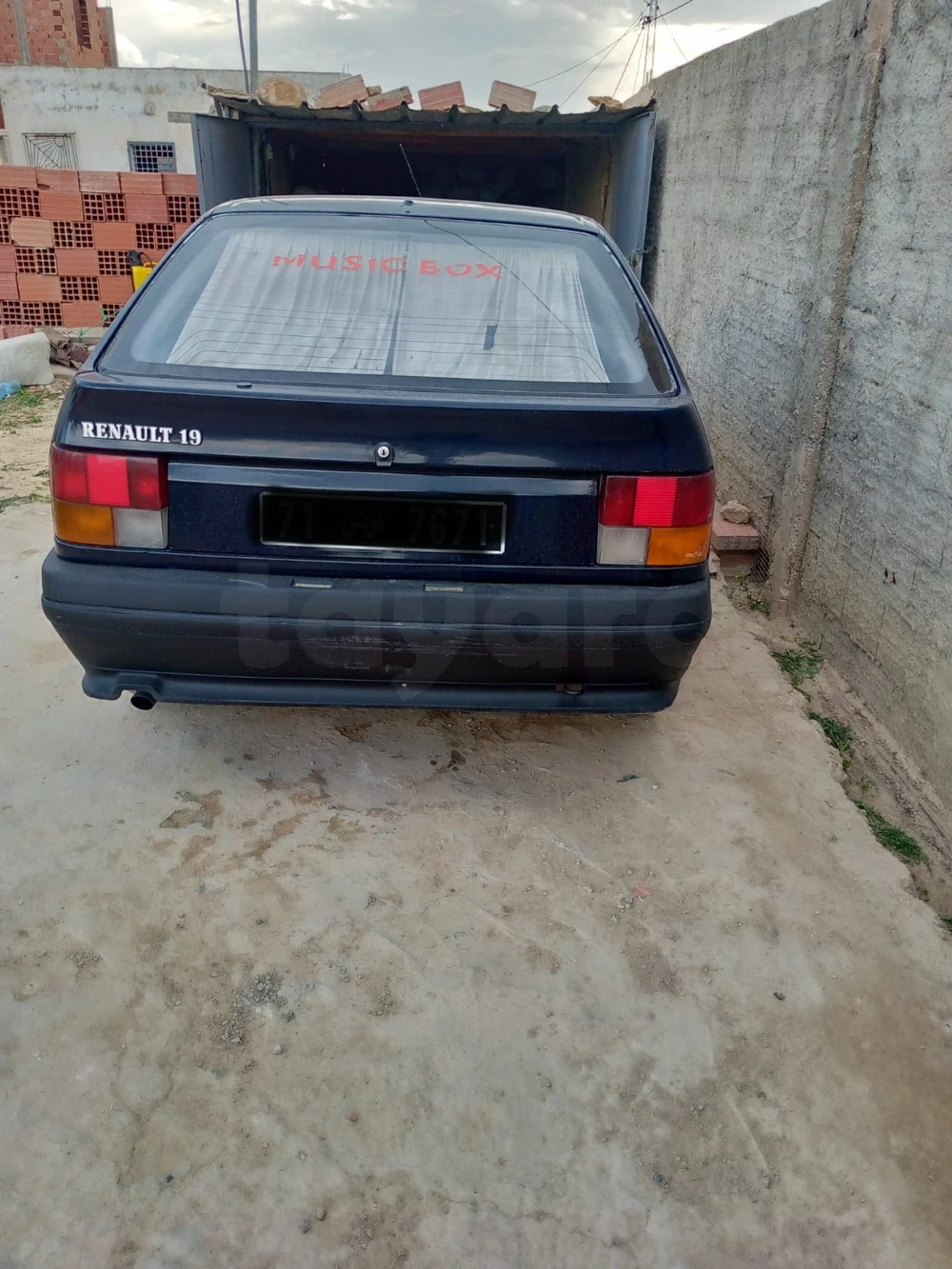 Renault 19