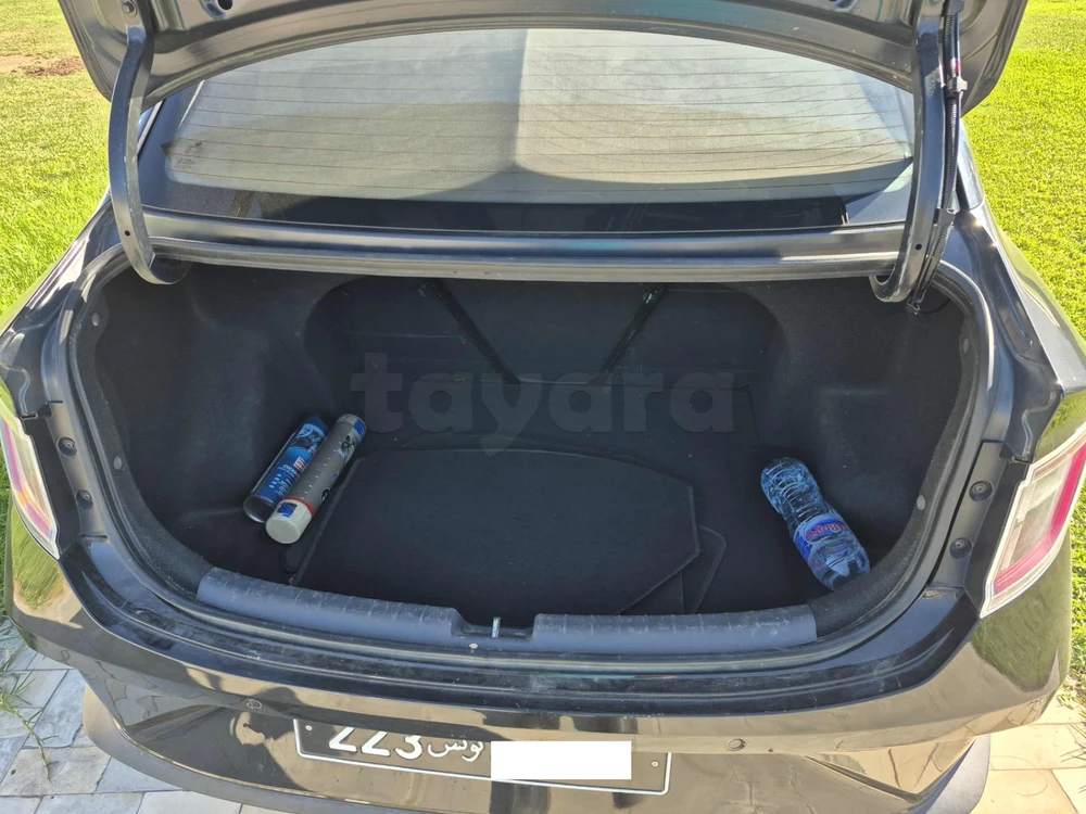 Carte voiture Hyundai i10