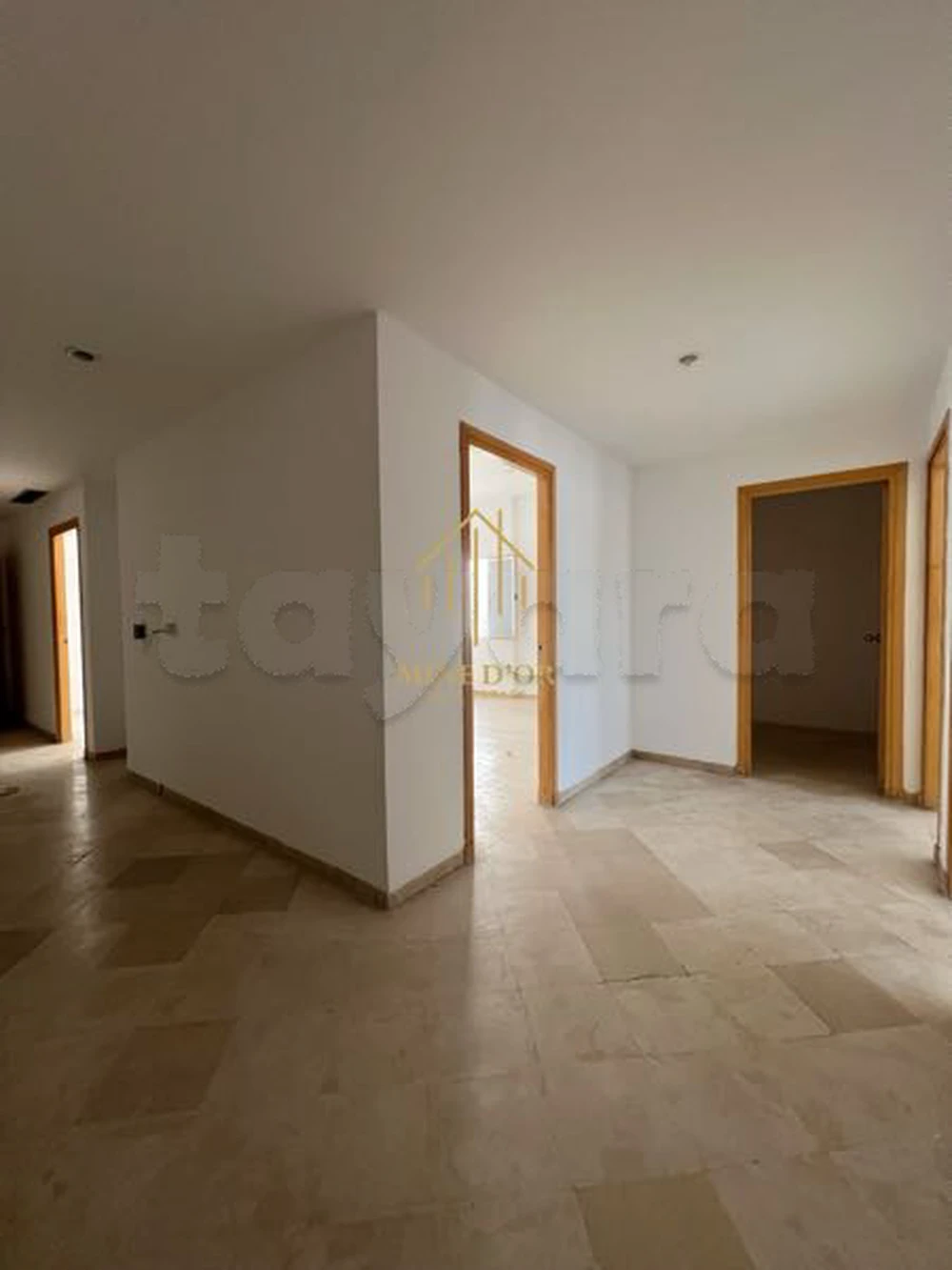 🔐Location bureau 175m à Charguia 1