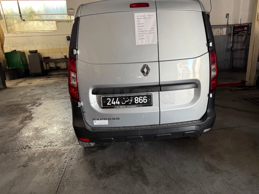 Carte voiture Renault Express
