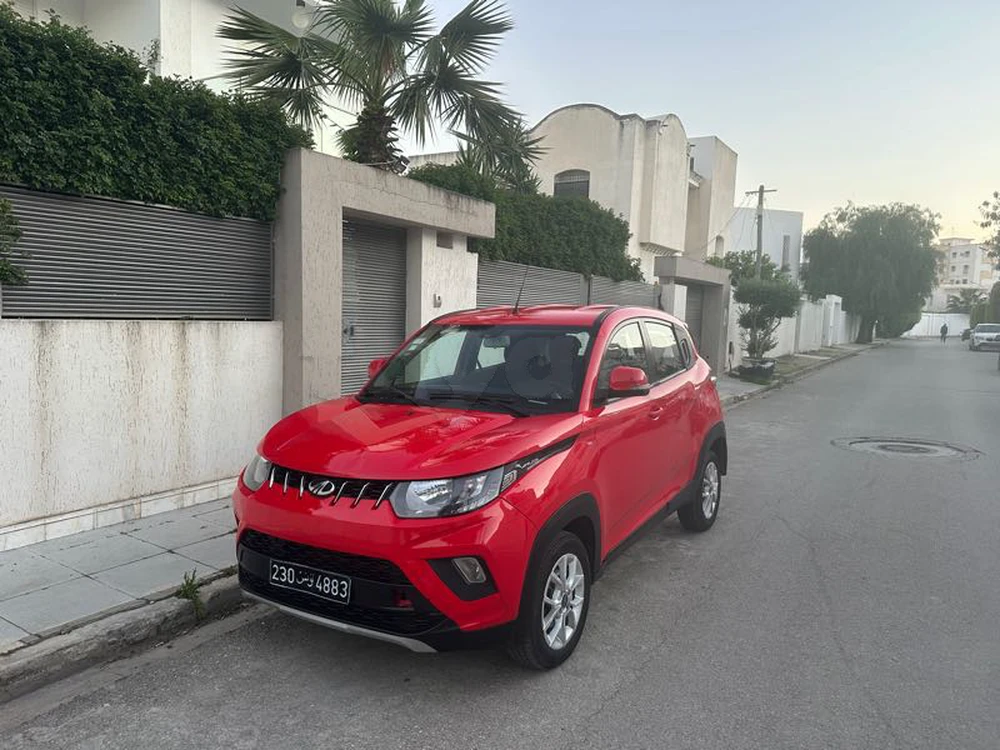 Carte voiture Mahindra Hover