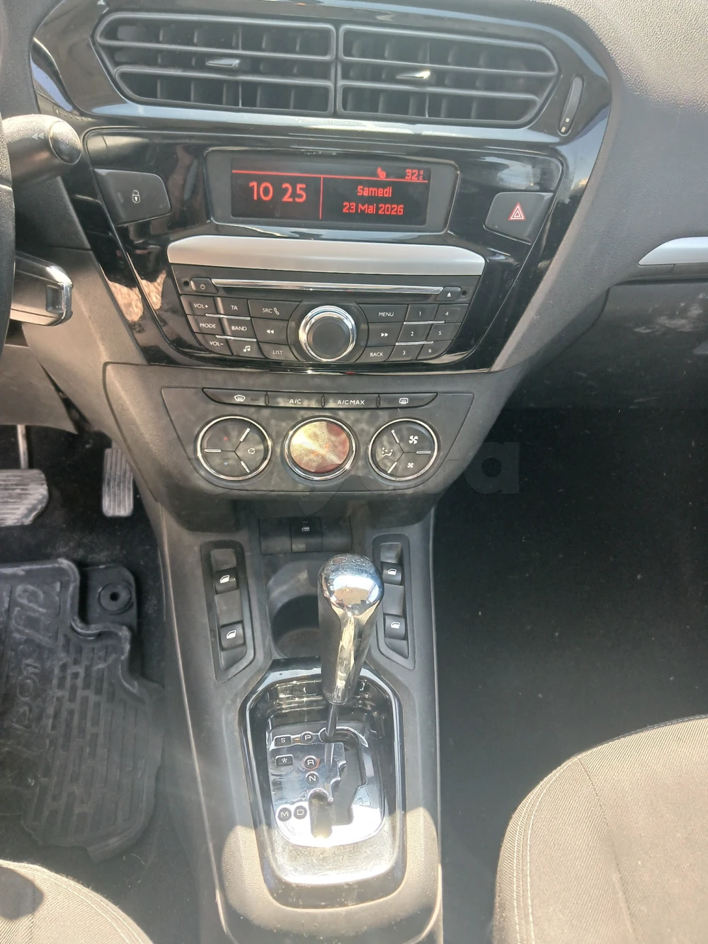 Peugeot 301