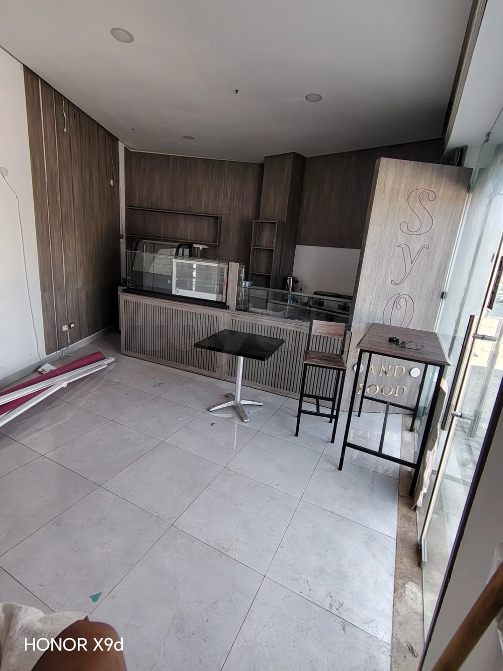 A VENDRE LOCAL COMMERCIAL