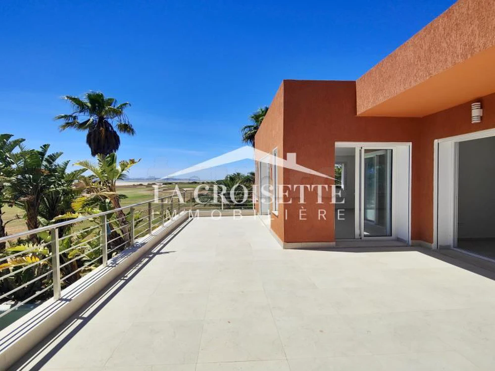 Appartement S+2 avec terrasse à louer à Gammarth MAL2338
