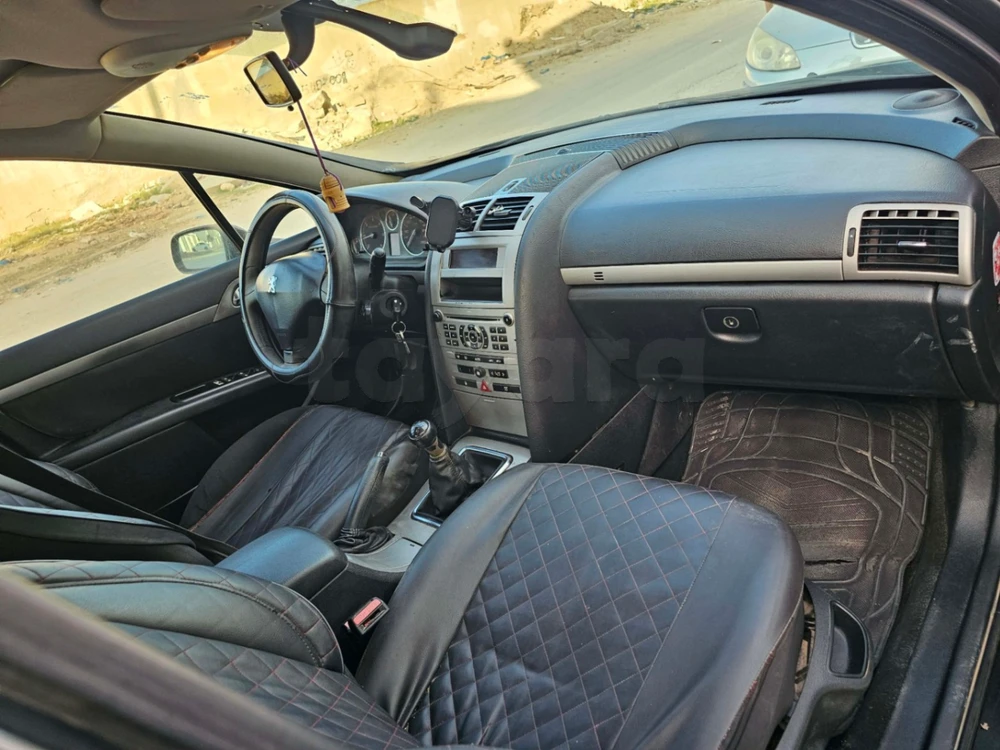 Peugeot 407