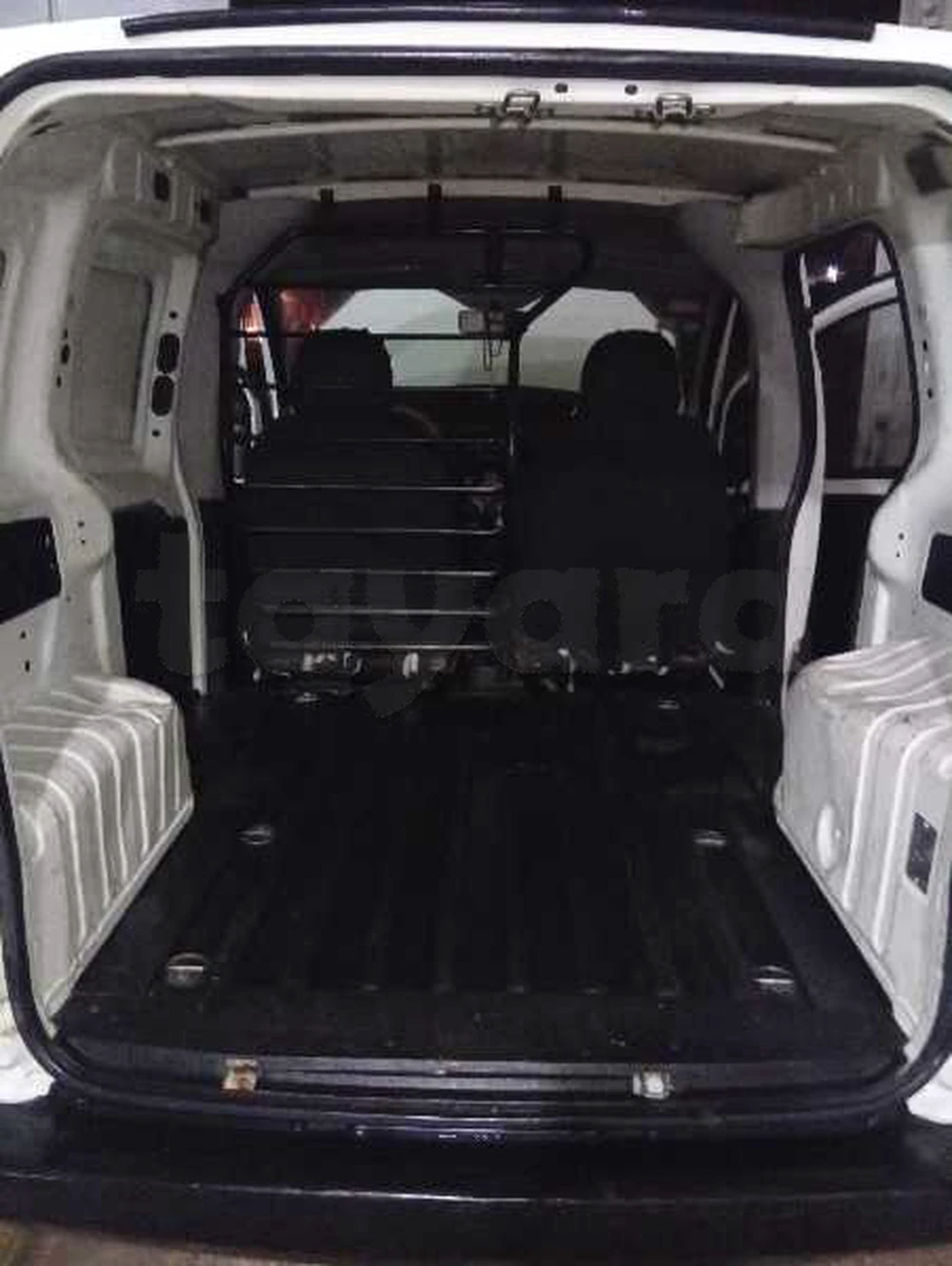 Carte voiture Peugeot Bipper