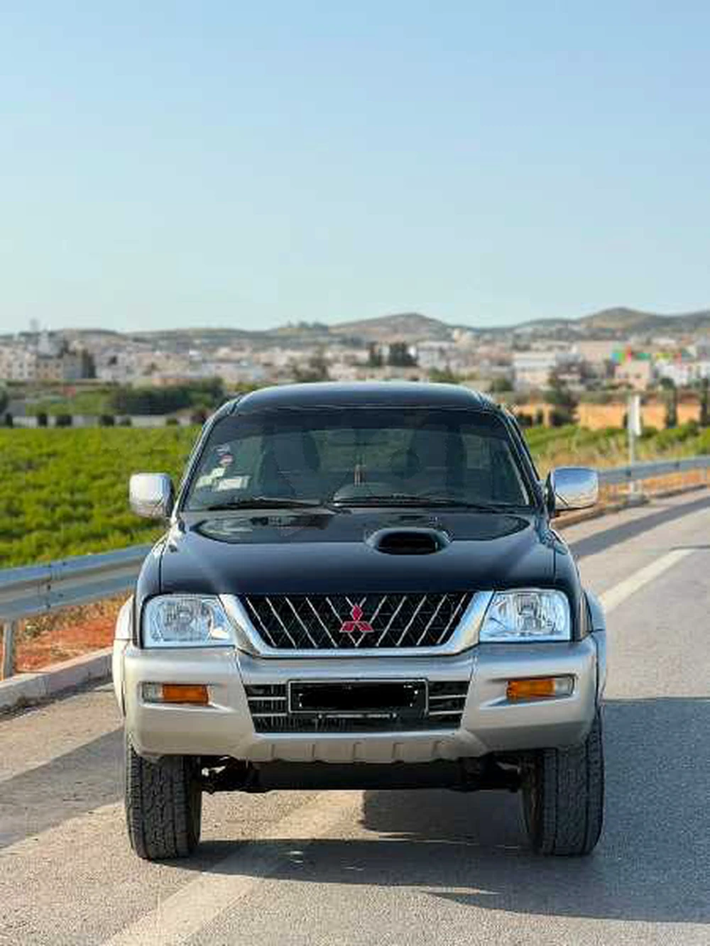 Mitsubishi L200