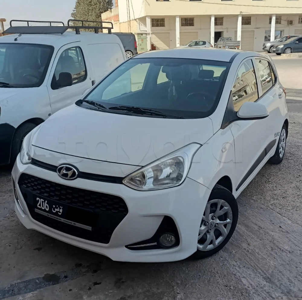 Carte voiture Hyundai i10
