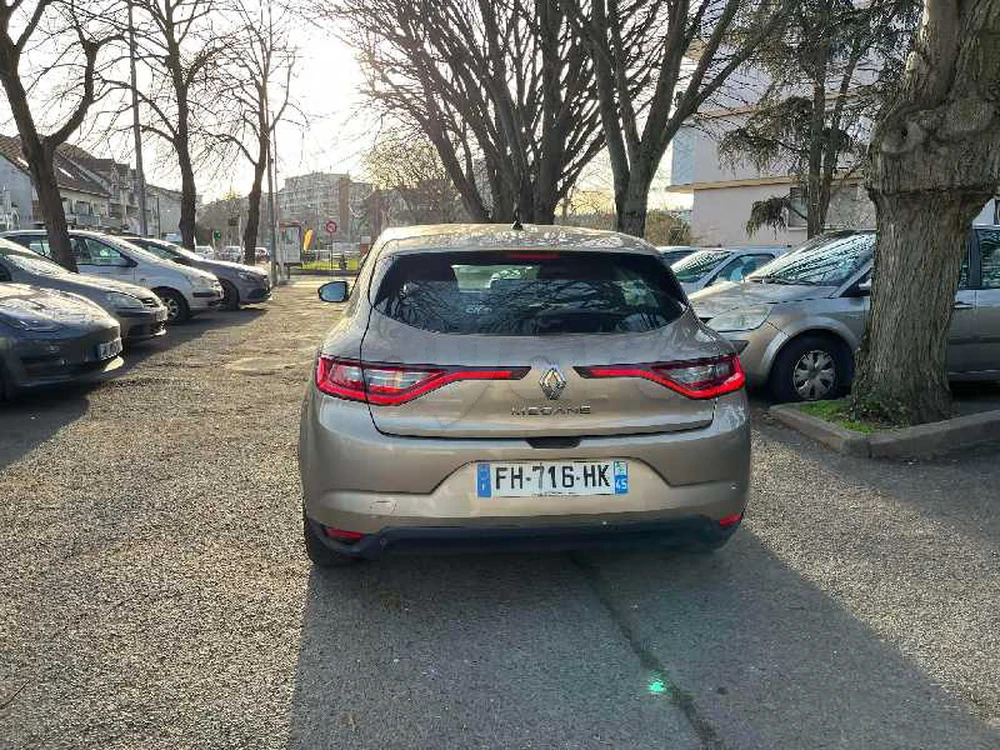 Carte voiture Renault Megane