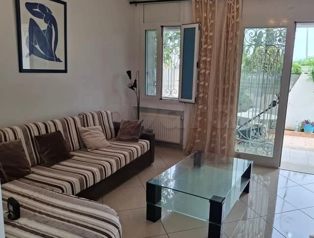 À vendre un appart S2 au rez-de-chaussée a Hammamet nord