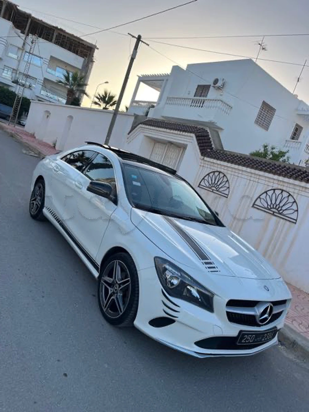 Carte voiture Mercedes-Benz Classe CLA