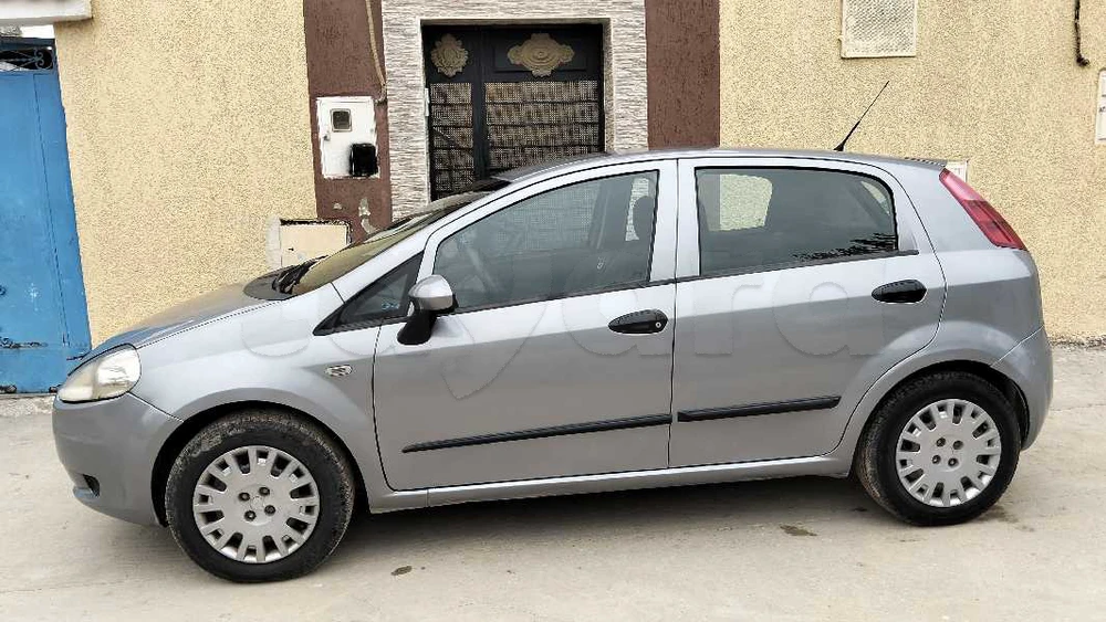 Carte voiture Fiat Grande Punto