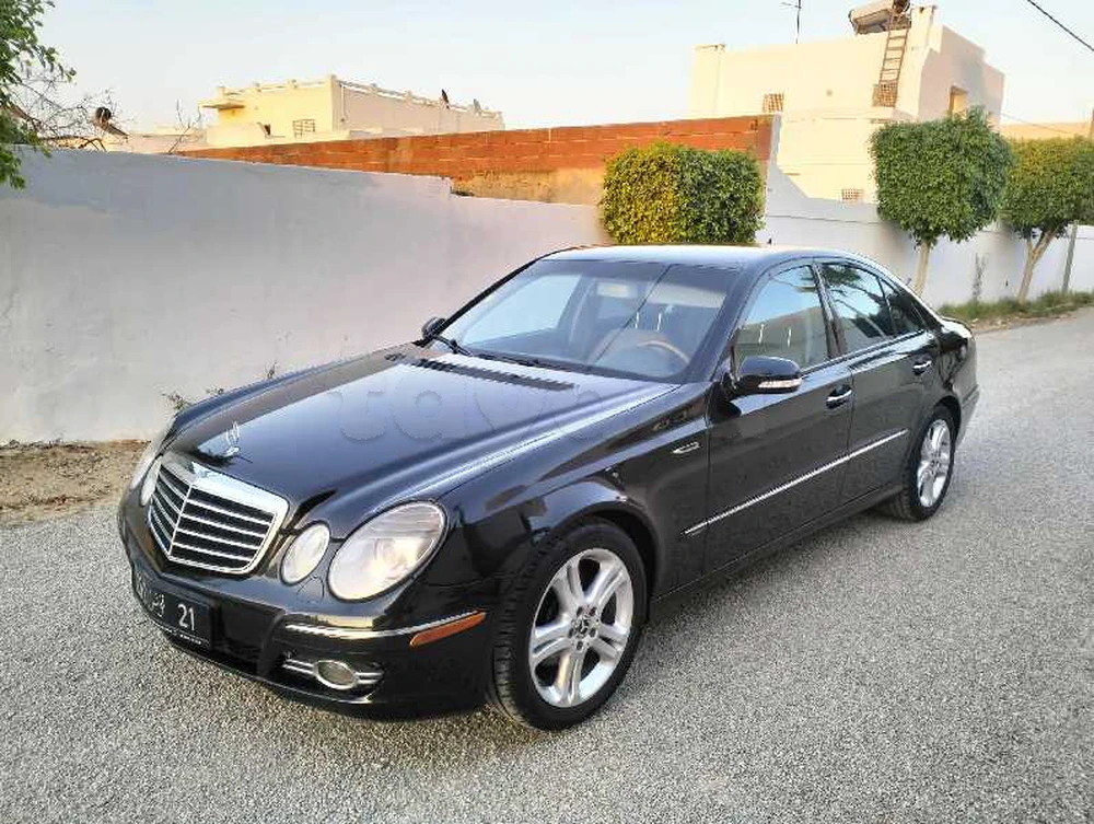 Carte voiture Mercedes-Benz Classe E