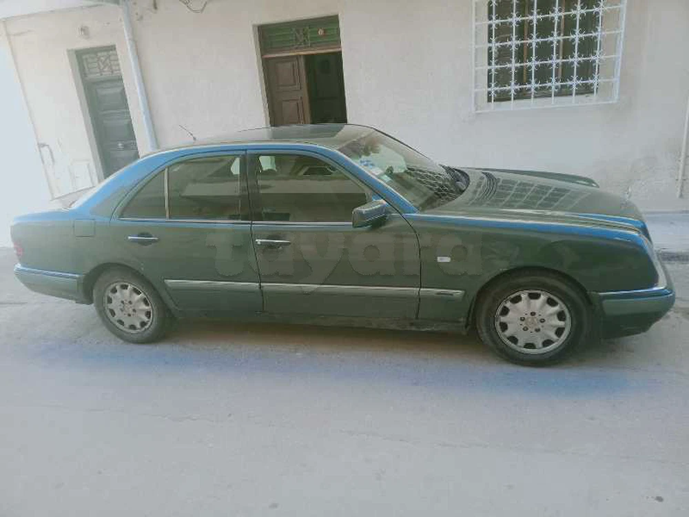 Mercedes-Benz Classe E