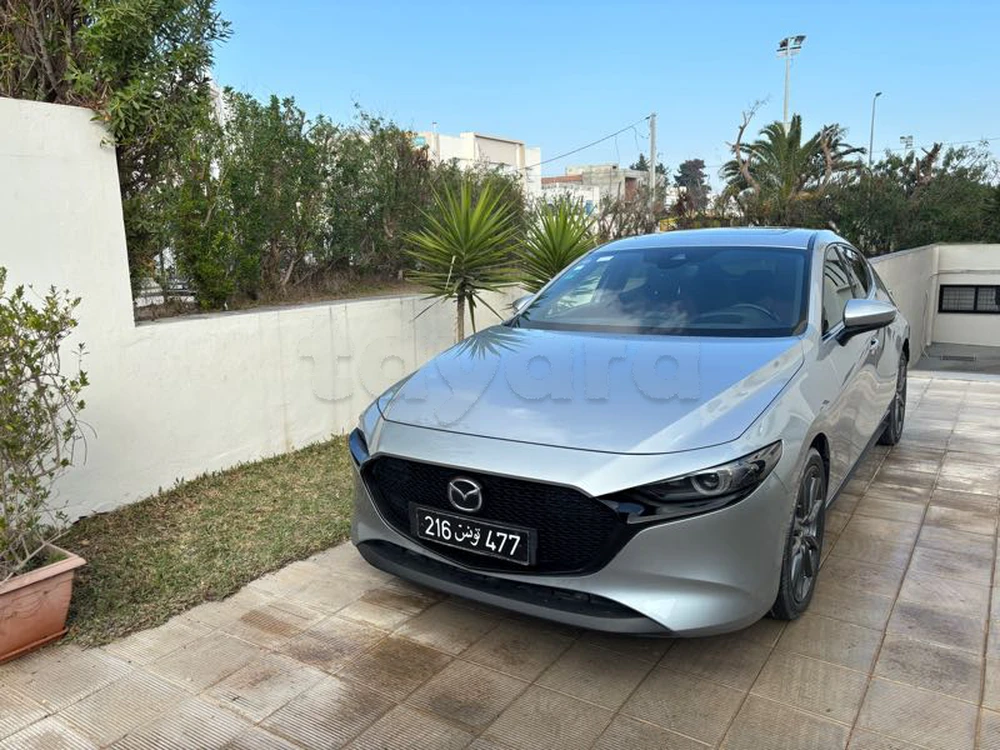 Carte voiture Mazda 3