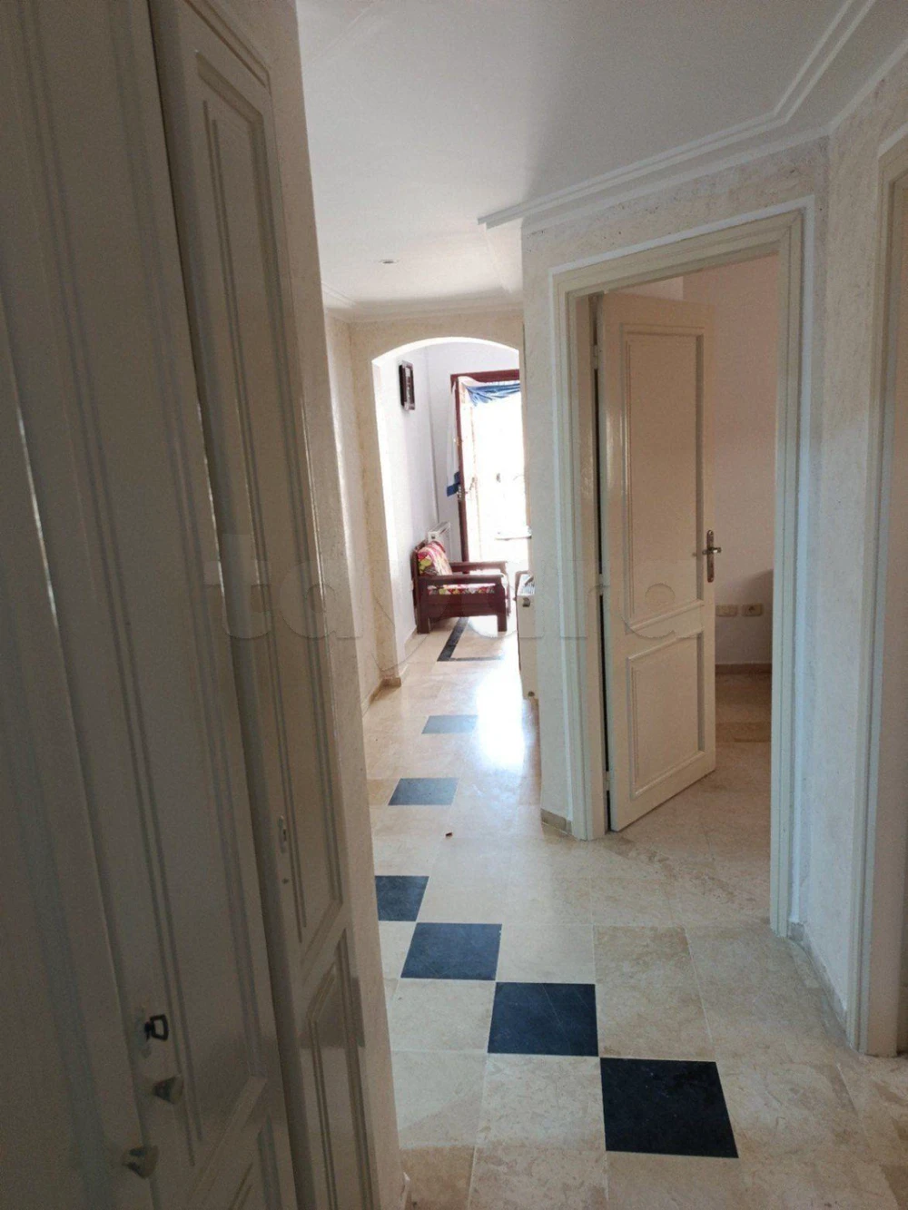 Appartement rez de chaussée a chat meriem