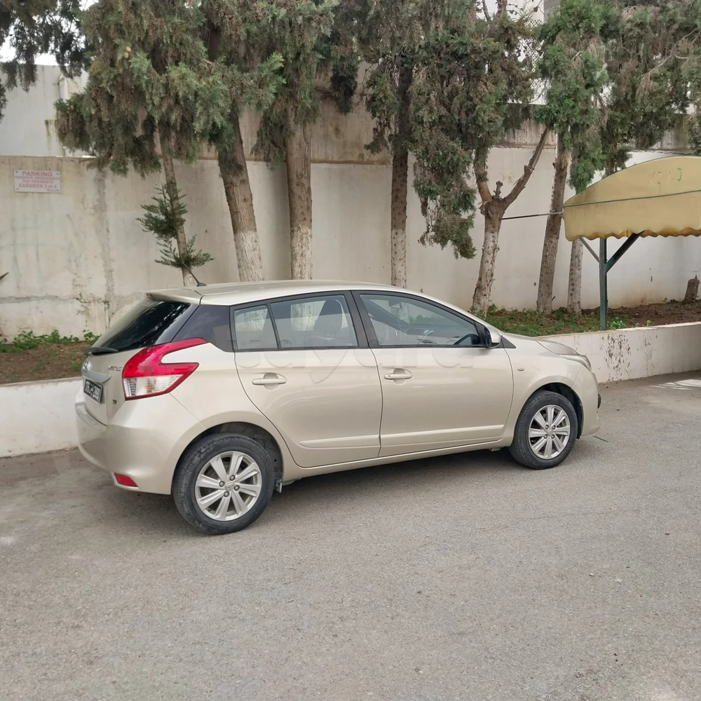 Carte voiture Toyota Yaris