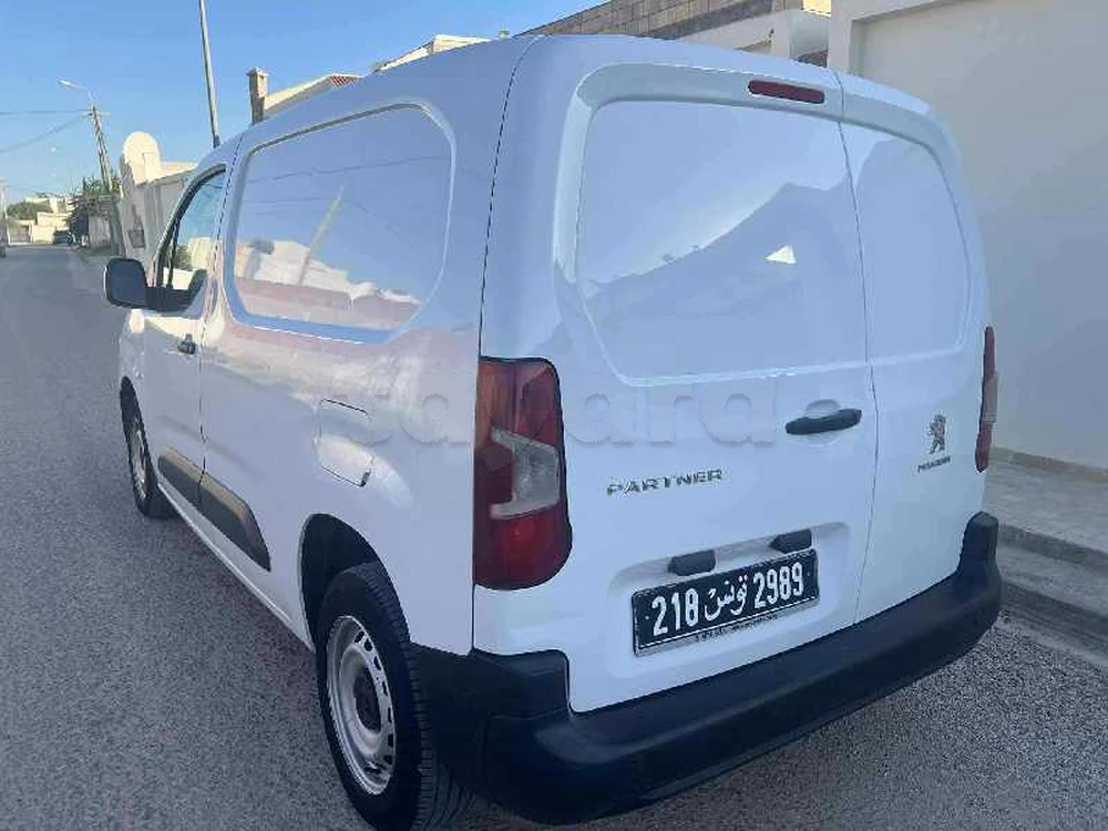 Carte voiture Peugeot Partner