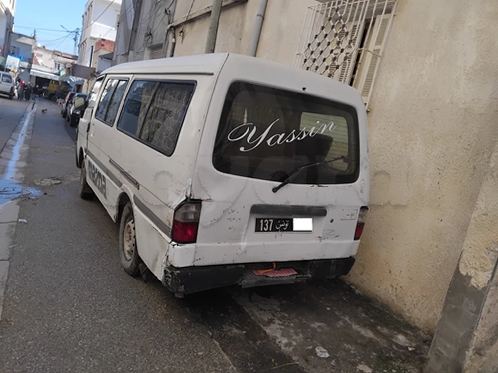 Mazda E2000