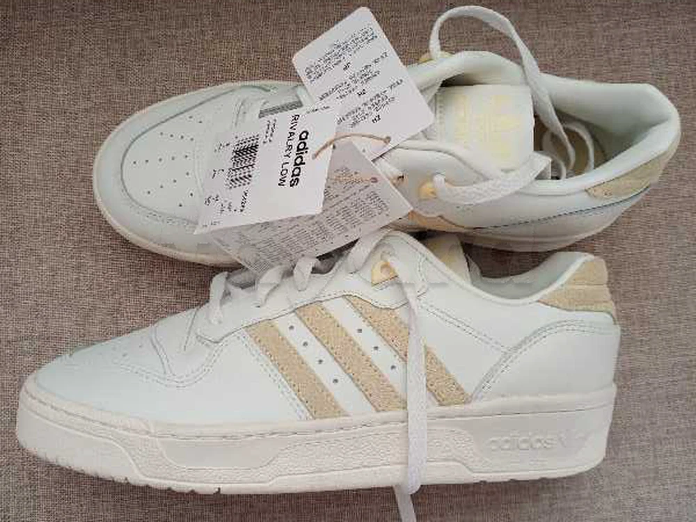 basket adidas rivalry low