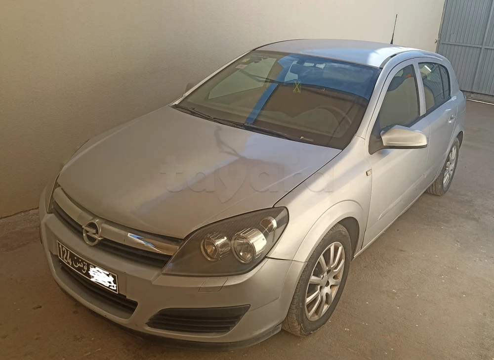 Carte voiture Opel Astra