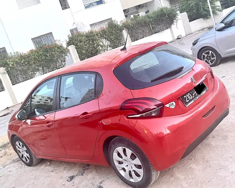 Peugeot 208