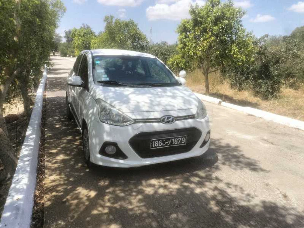 Carte voiture Hyundai i10
