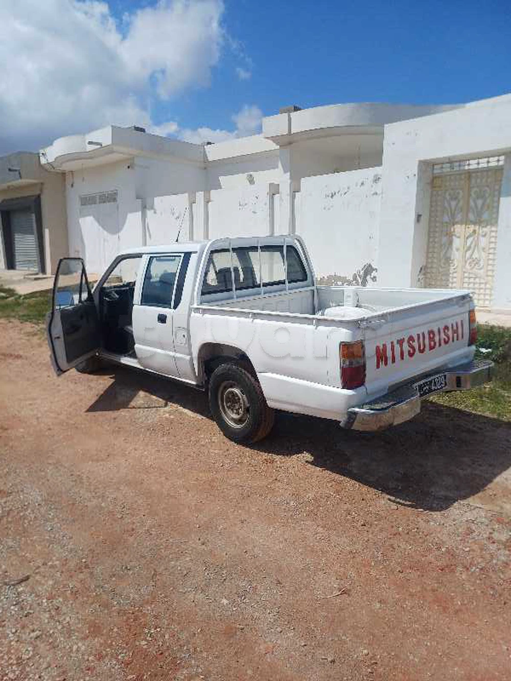 Mitsubishi L200