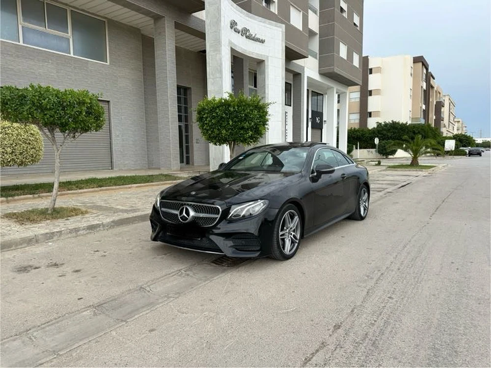 Carte voiture Mercedes-Benz Classe E