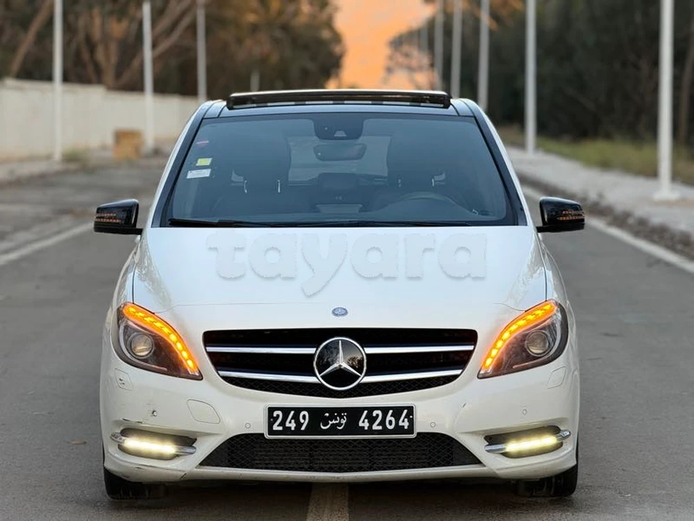 Carte voiture Mercedes-Benz Classe B