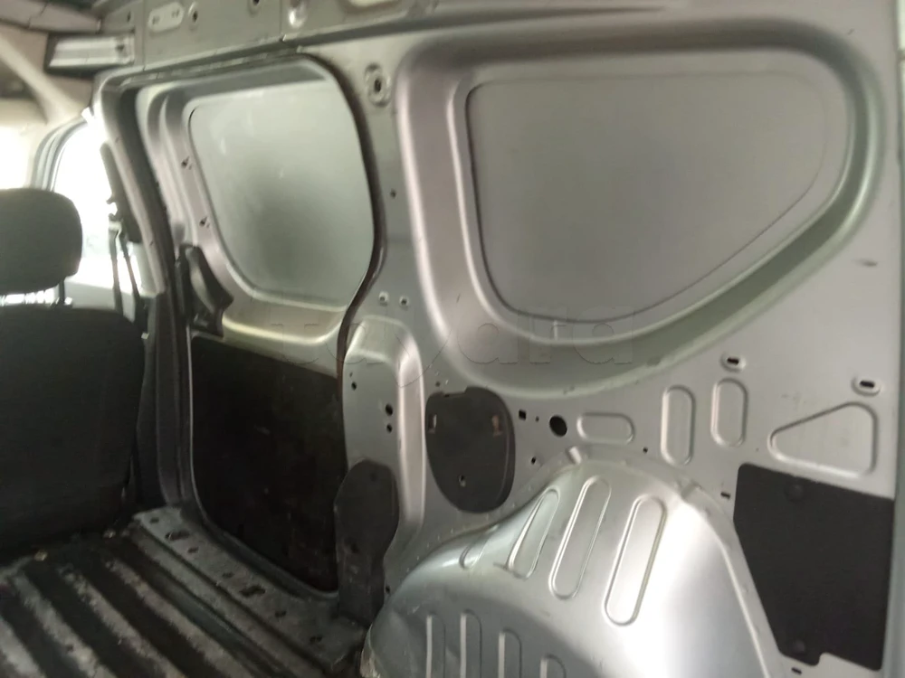 Carte voiture Dacia Dokker