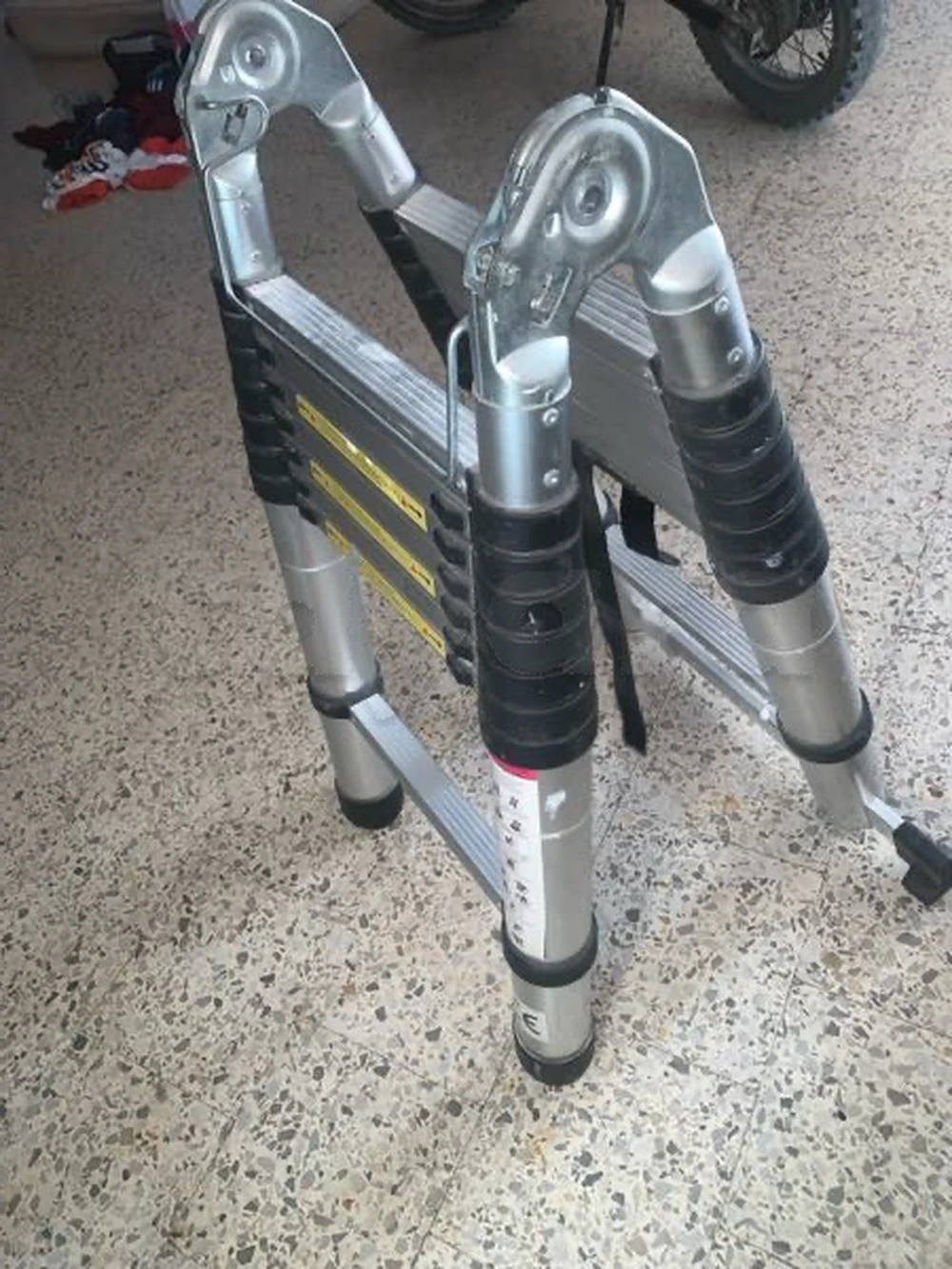 Carte voiture Bentley Corniche coupé