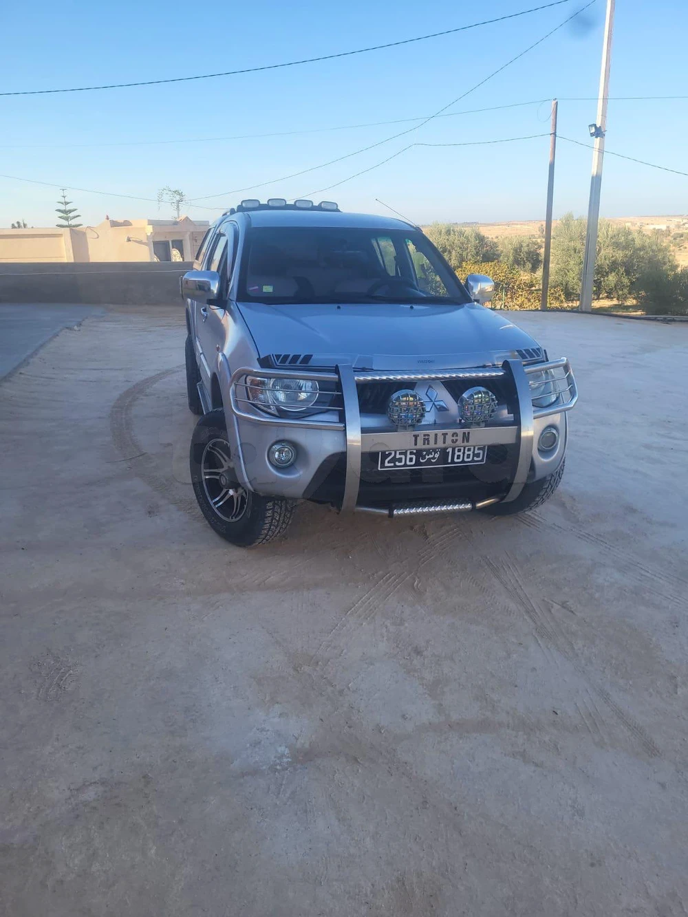 Carte voiture Mitsubishi L200