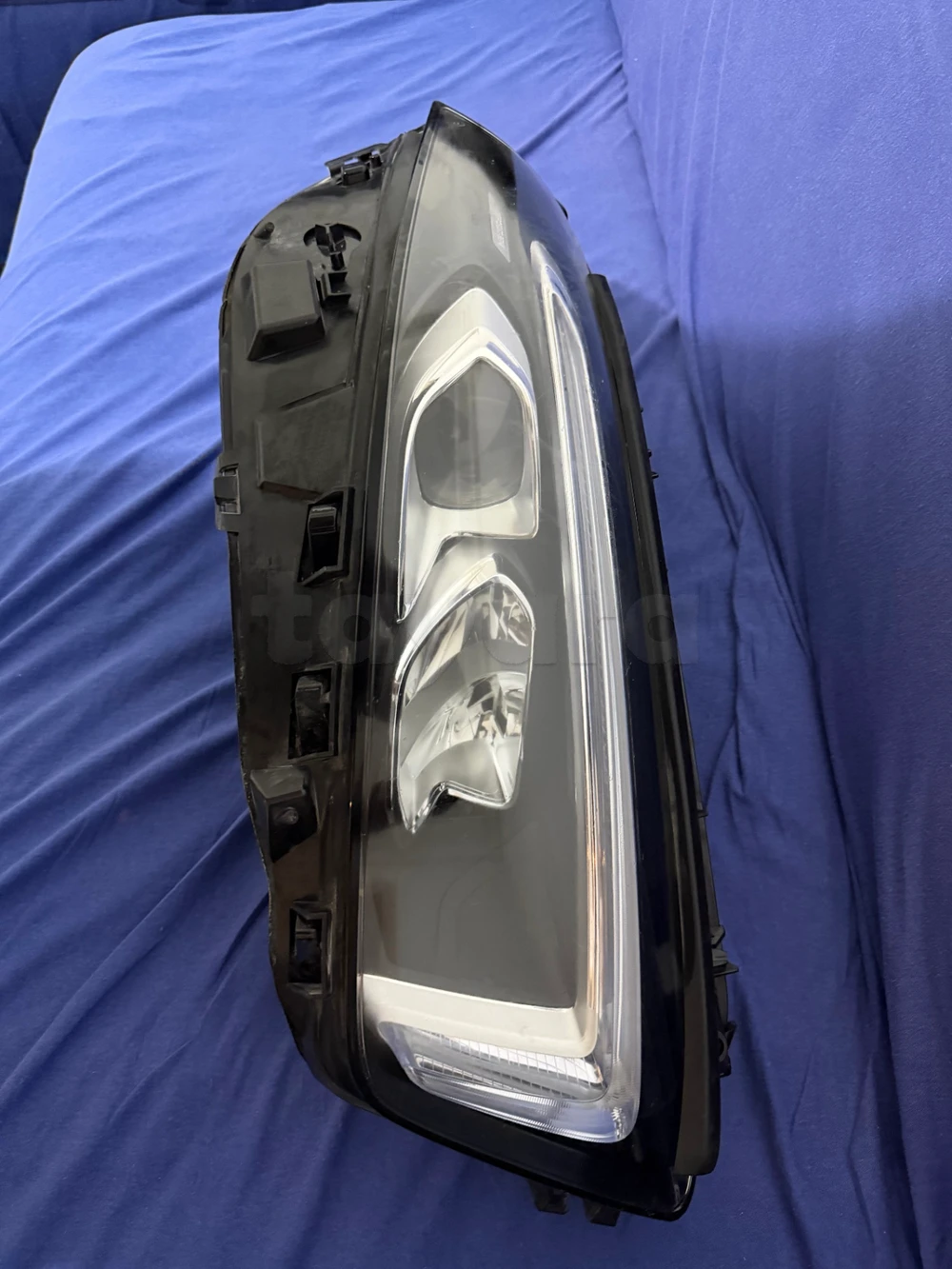Phare Avant Droit Mercedes Classe A250e LED Original